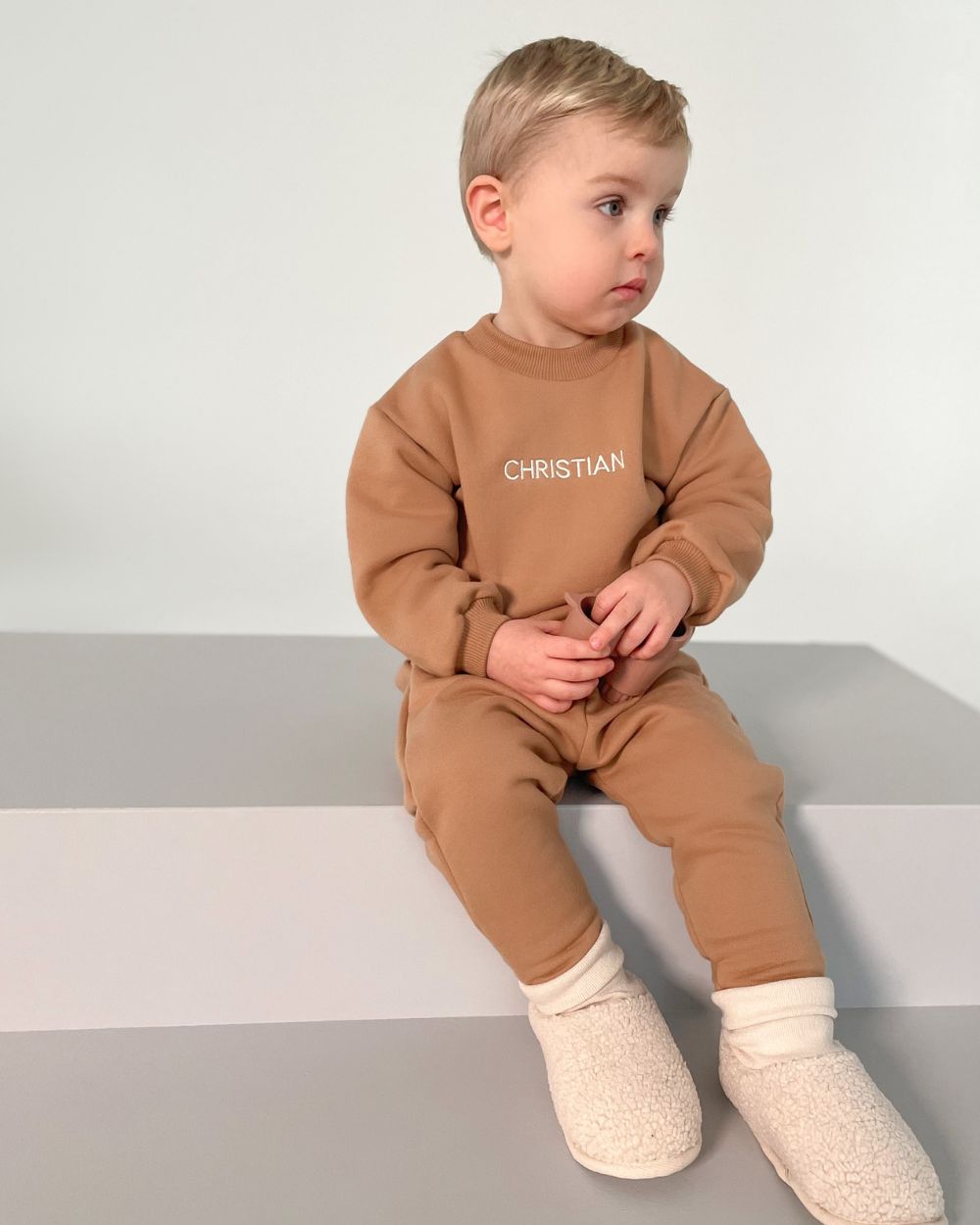 Personalized tracksuit Basic - Caramel