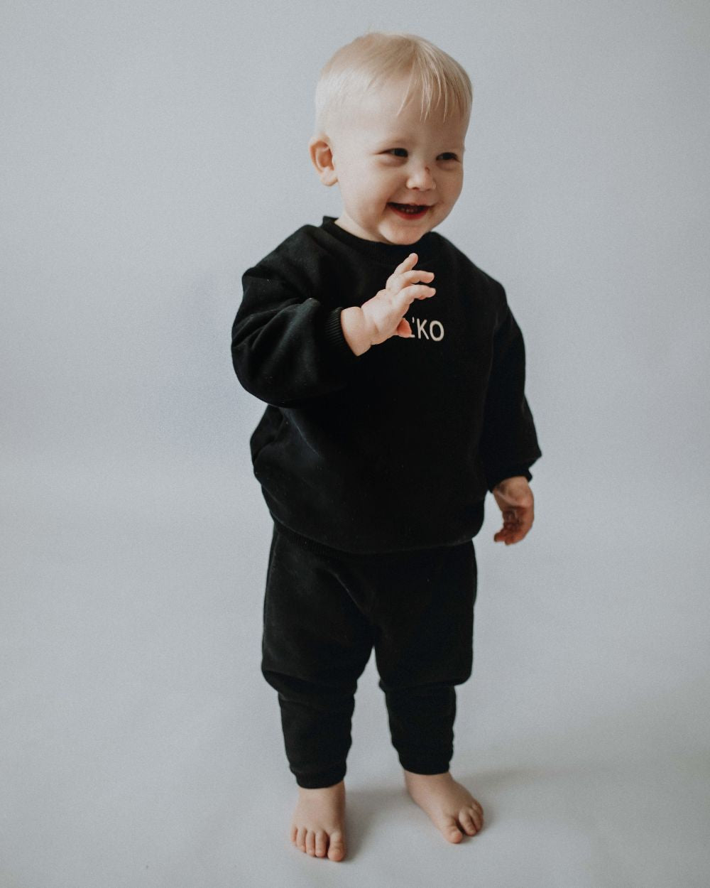 Souprava se jménem Basic - Černá