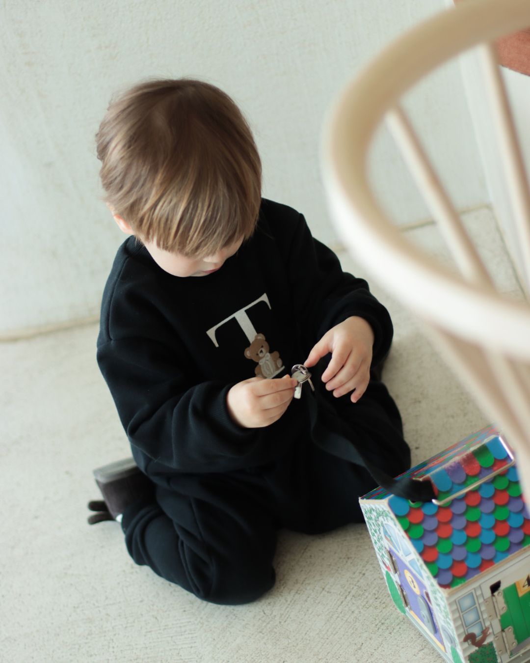 Souprava se jménem Basic - Černá