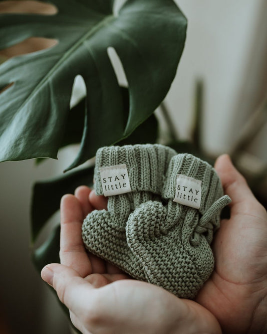 Knitted boots made of organic cotton