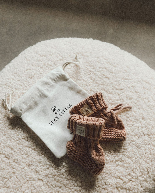 Knitted boots made of organic cotton